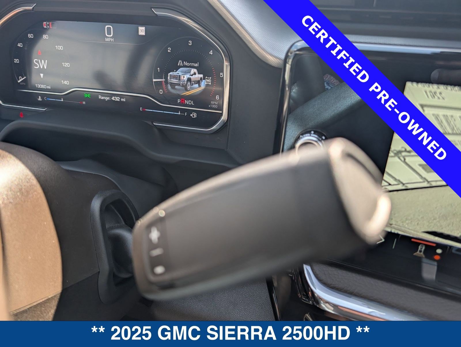 Used 2025 GMC Sierra 2500 Denali w/ Denali Reserve Package AWD/4WD image 31