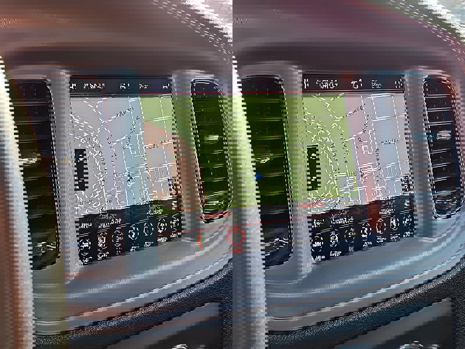 Used 2023 Dodge Charger R/T w/ Blacktop Package image 17