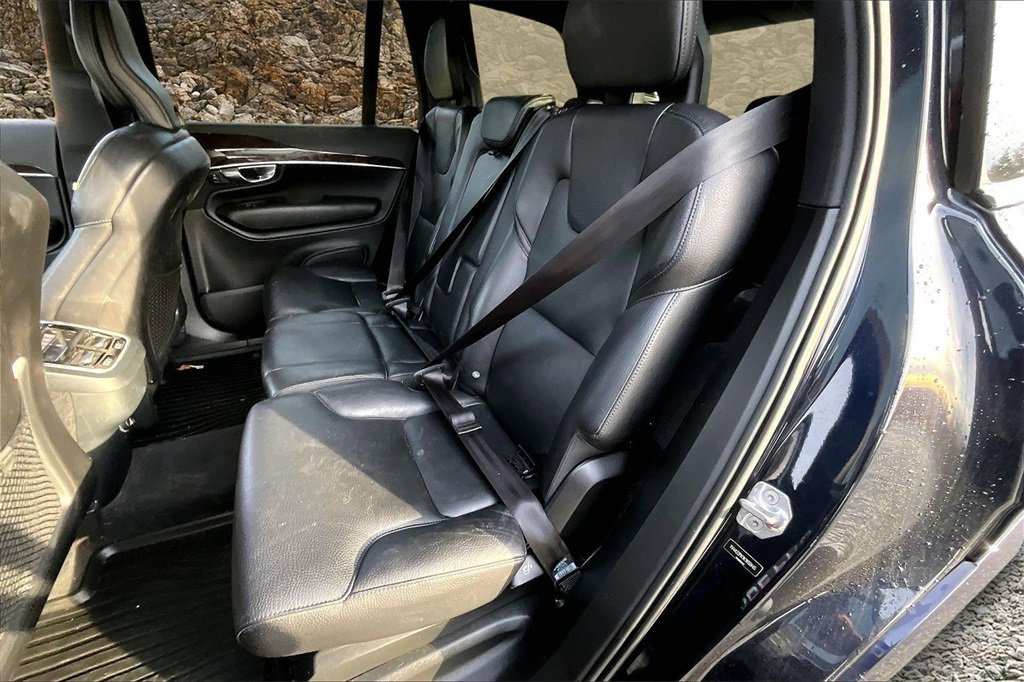 Used 2019 Volvo XC90 T6 Momentum w/ Protection Package image 23