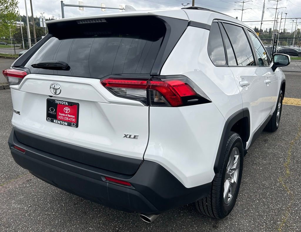 Certified 2024 Toyota RAV4 XLE FWD image 5