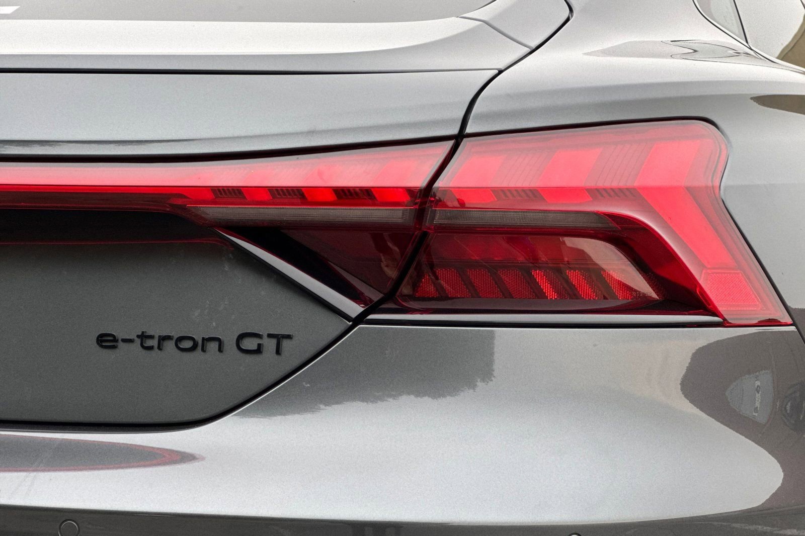 New 2026 Audi RS e-tron GT performance image 22