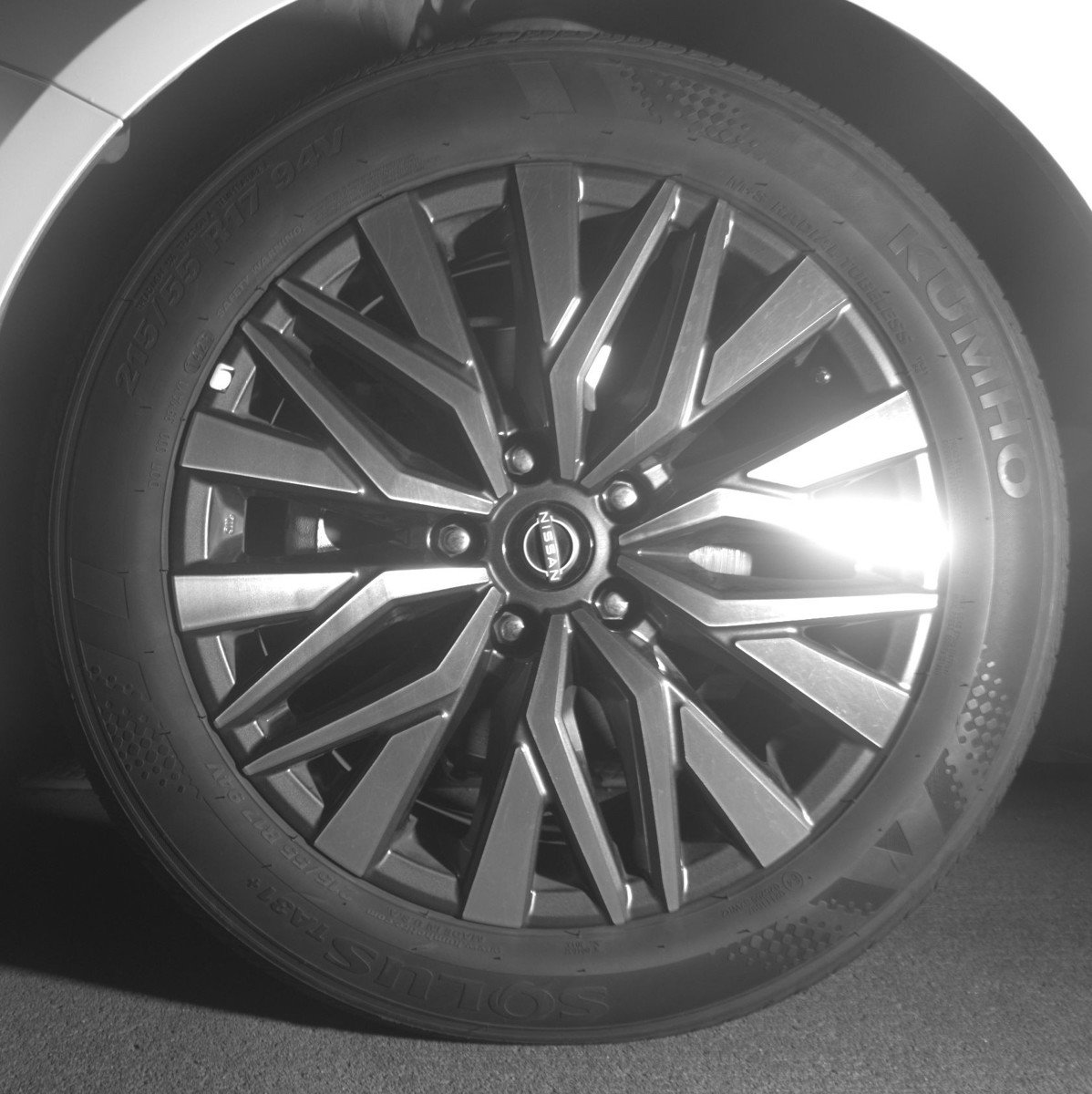 Used 2025 Nissan Altima 2.5 SV image 12