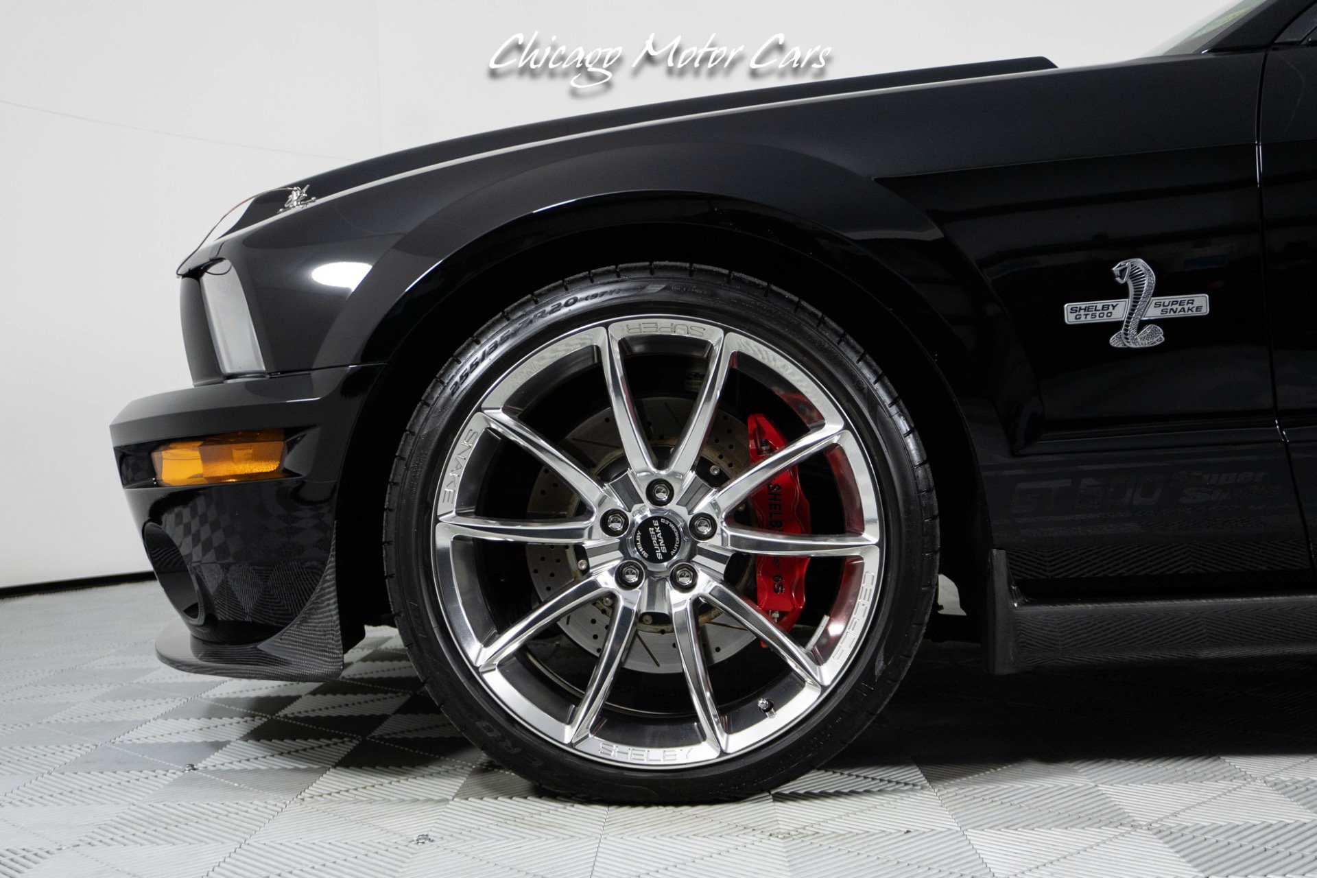 Used 2007 Ford Mustang Shelby GT500 RWD image 4
