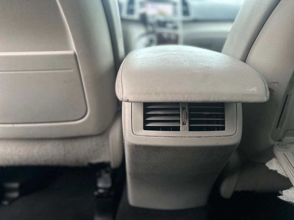Used 2009 Toyota Venza image 21