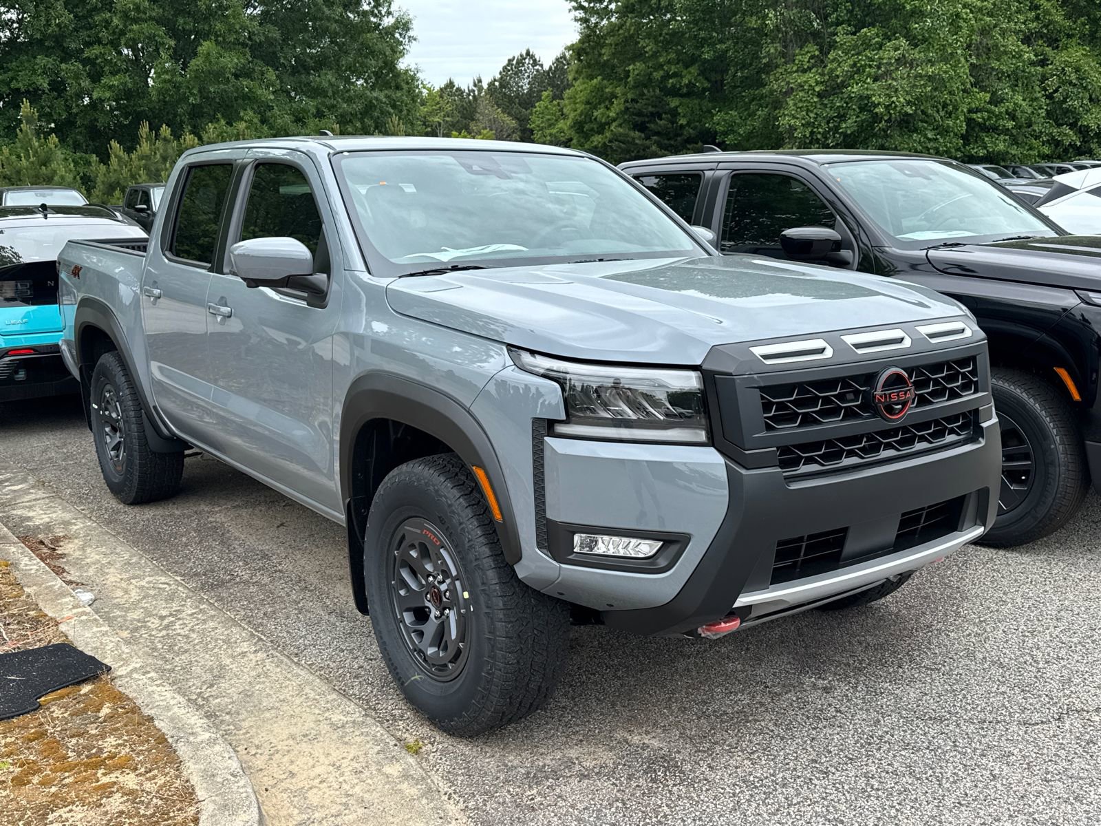 New 2026 Nissan Frontier PRO-4X w/ Pro Premium Package