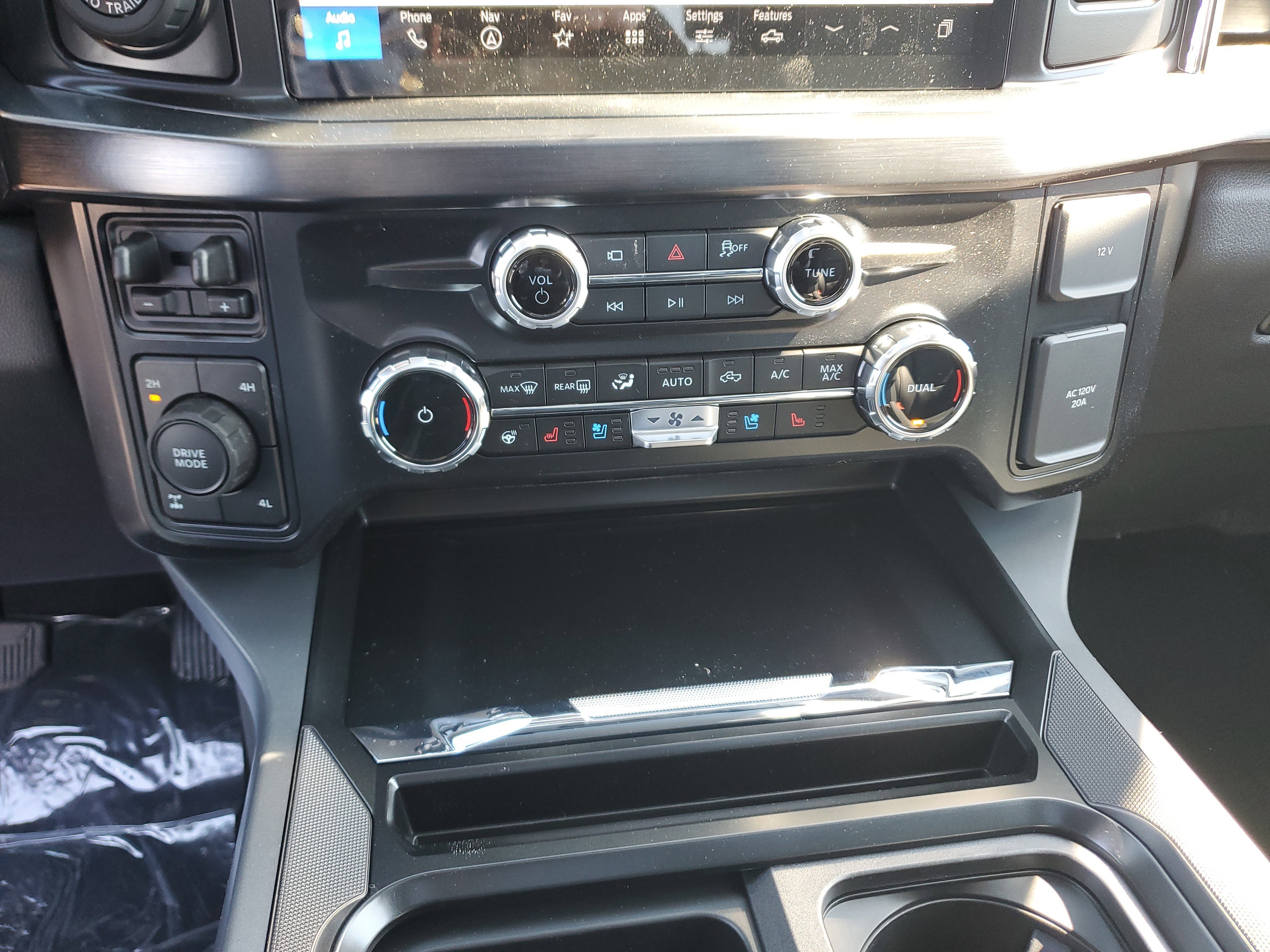 New 2026 Ford F350 Lariat w/ Black Appearance Package AWD/4WD image 19