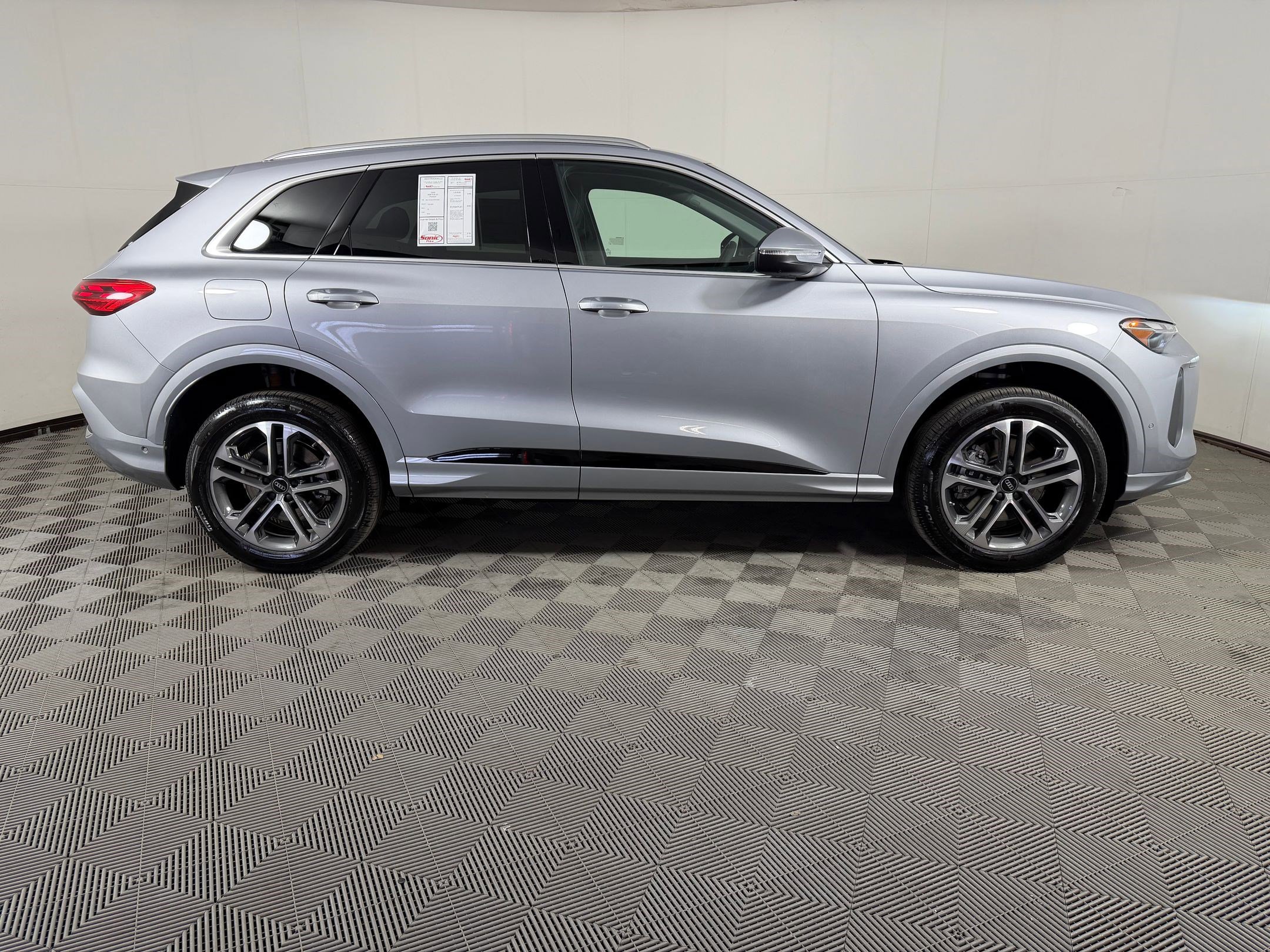New 2026 Audi Q5 Premium AWD/4WD image 8