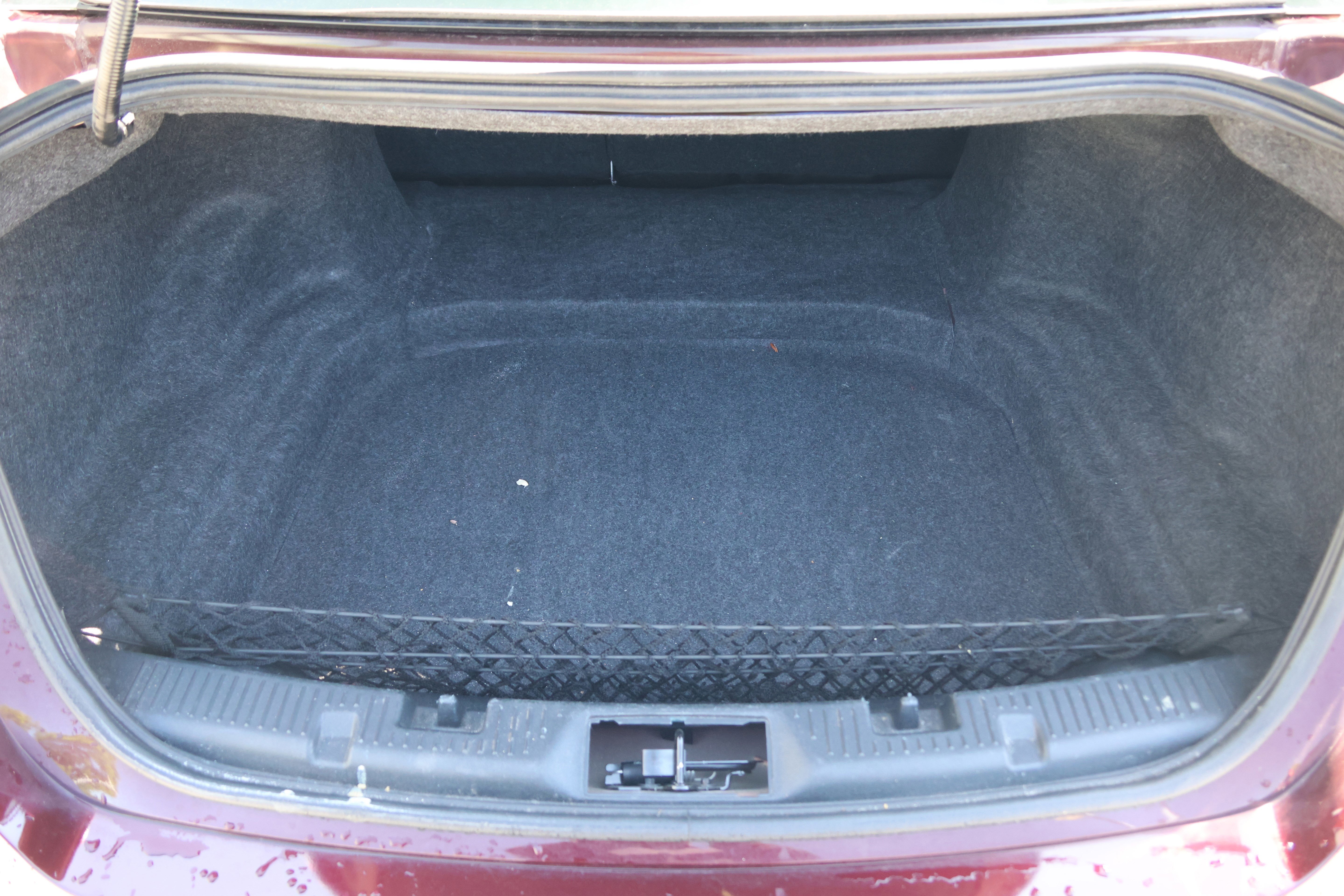 Used 2018 Ford Taurus Limited image 33