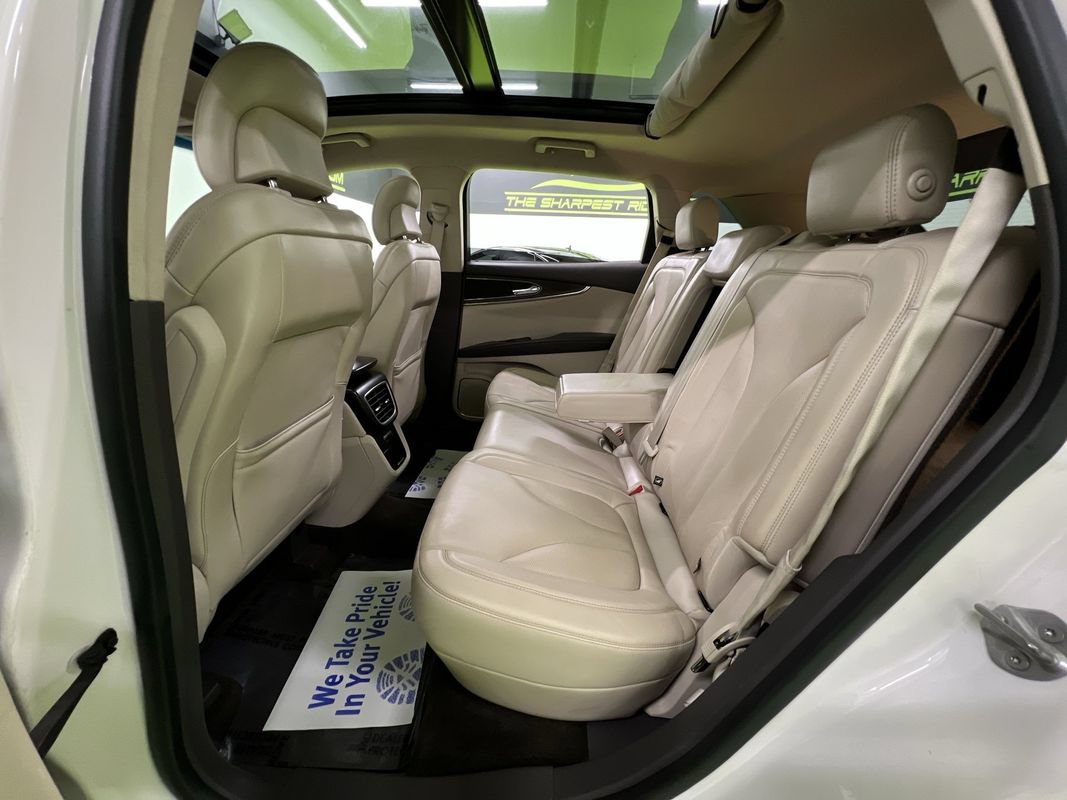 Used 2016 Lincoln MKX Reserve AWD/4WD image 28