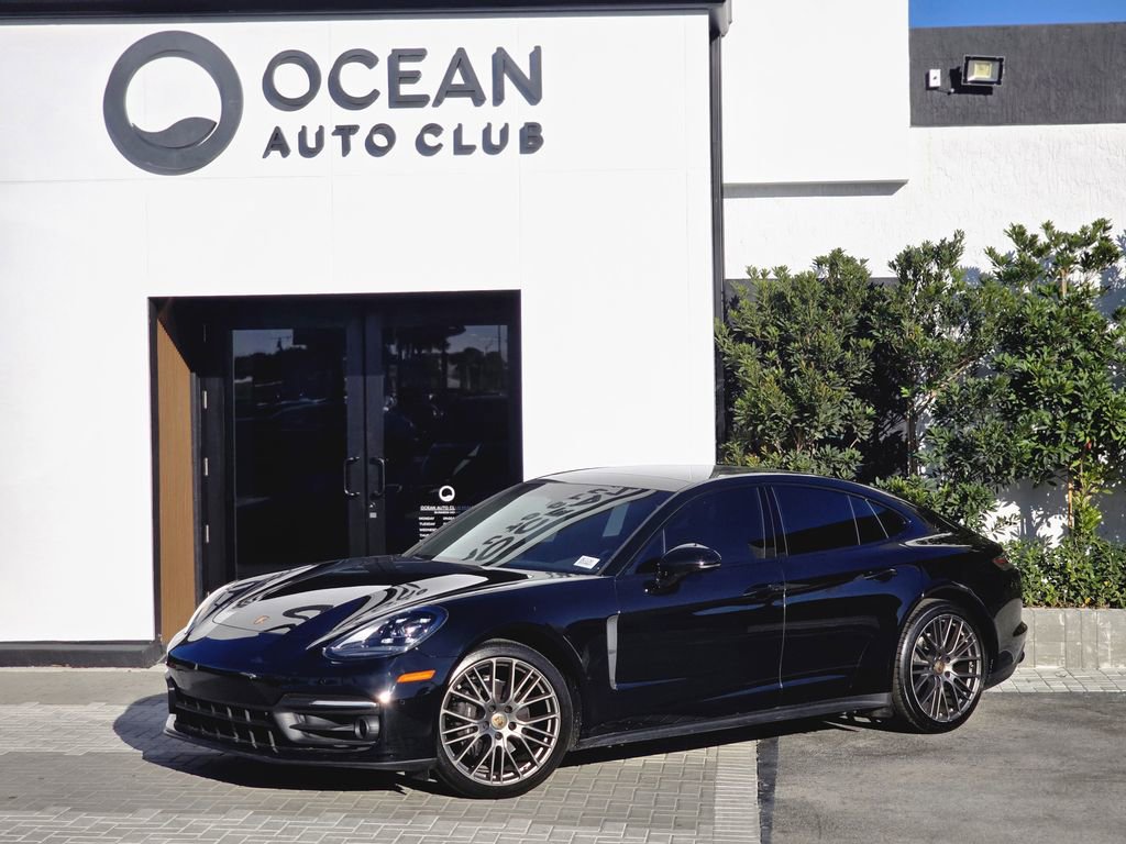 Used 2023 Porsche Panamera Platinum Edition image 1