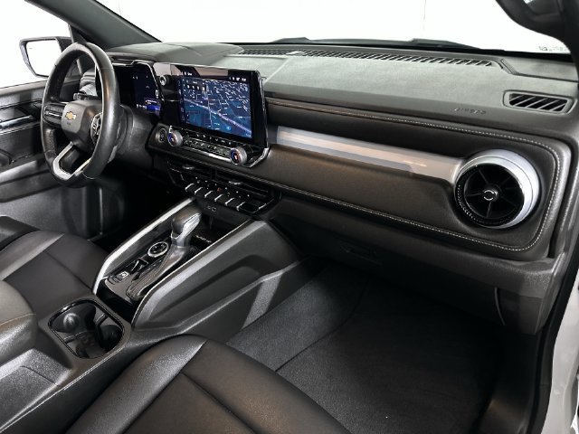 Used 2024 Chevrolet Colorado LT w/ LT Convenience Package III AWD/4WD image 30
