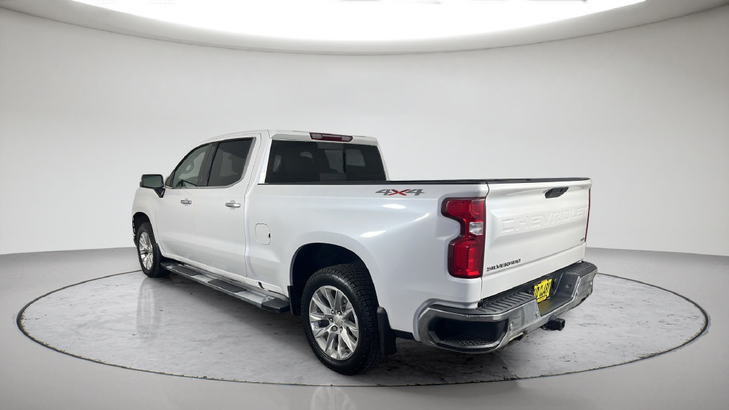 Used 2020 Chevrolet Silverado 1500 LTZ w/ LTZ Plus Package AWD/4WD image 12