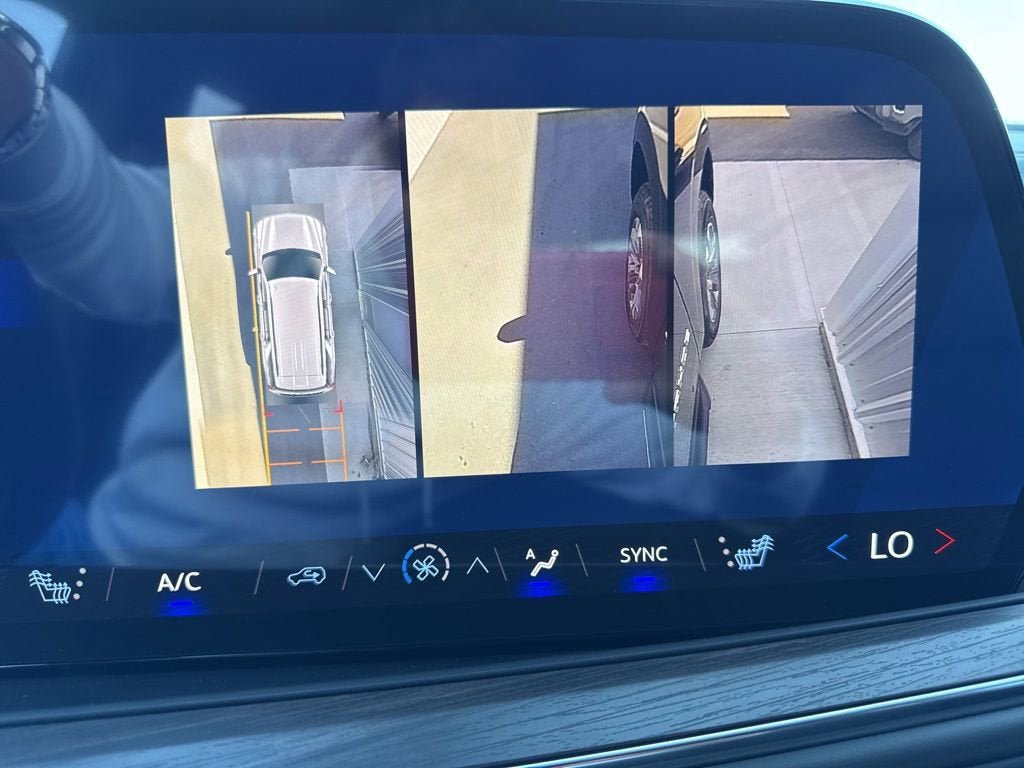 New 2026 Chevrolet Tahoe LT w/ Comfort Package AWD/4WD image 31