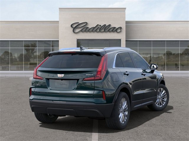 New 2024 Cadillac XT4 Luxury w/ Cold Weather Package image 4