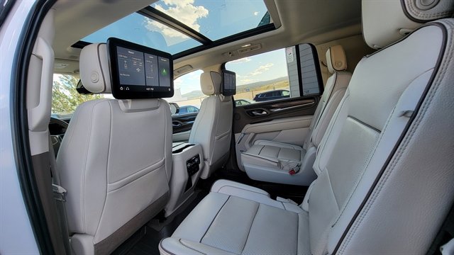 Used 2021 GMC Yukon XL Denali w/ Denali Premium Package image 65