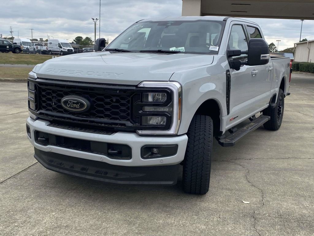 New 2026 Ford F350 Lariat w/ Black Appearance Package image 7