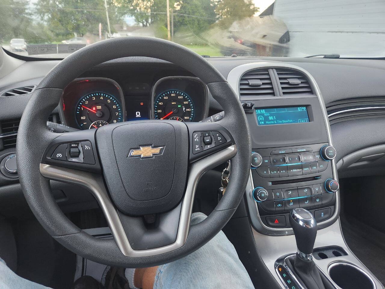 Used 2015 Chevrolet Malibu LS FWD image 12