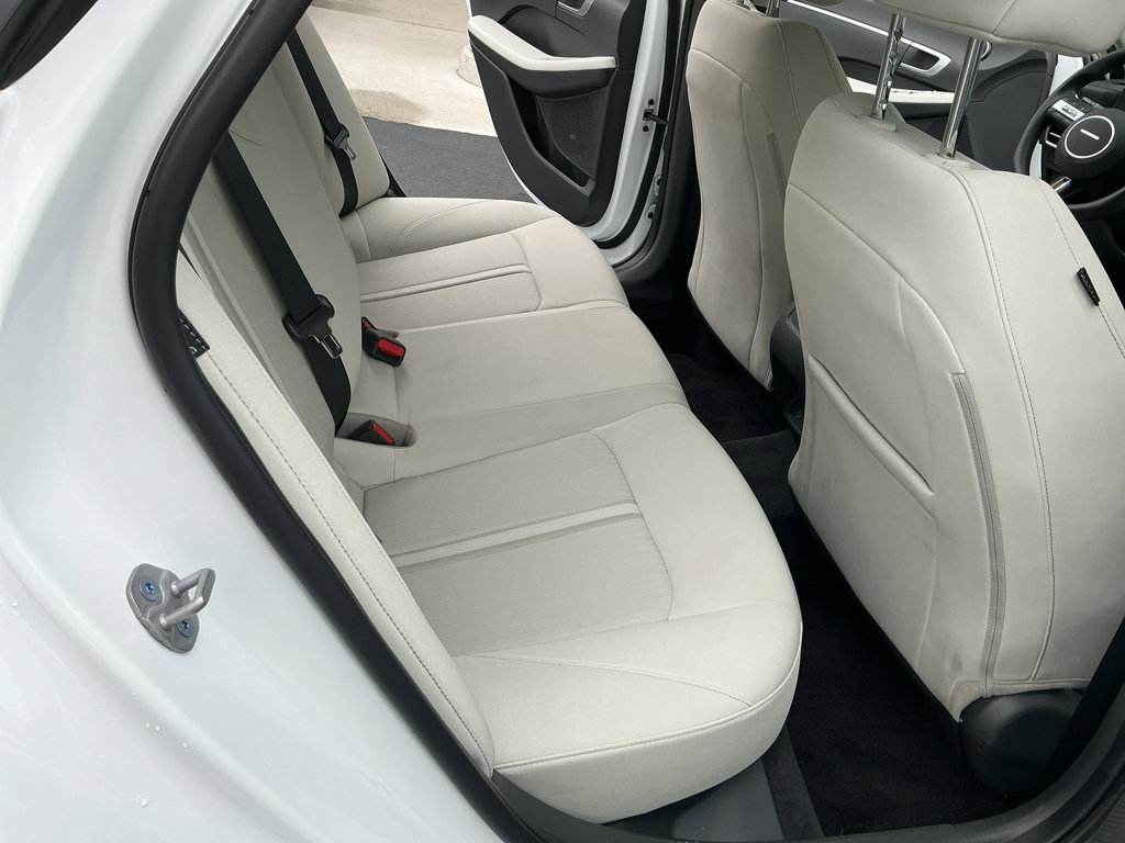 Certified 2025 Hyundai Sonata SE image 16