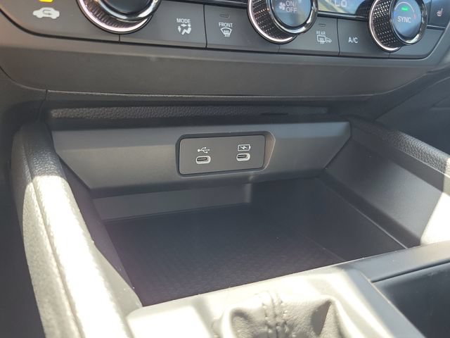 Certified 2025 Honda Accord SE image 25