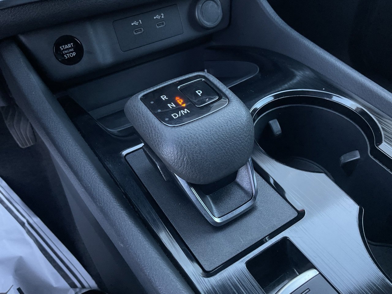 Used 2025 Nissan Rogue SV FWD image 21