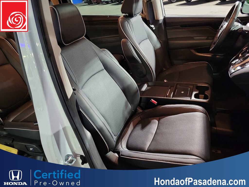 Certified 2026 Honda Odyssey Elite image 26