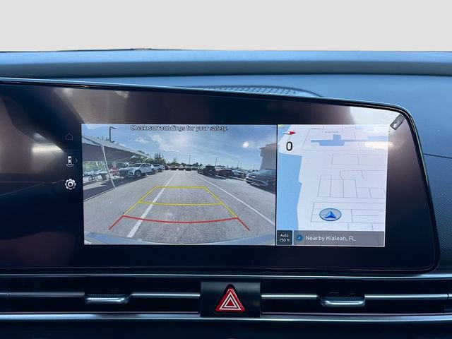 Certified 2025 Hyundai Elantra SEL FWD image 13