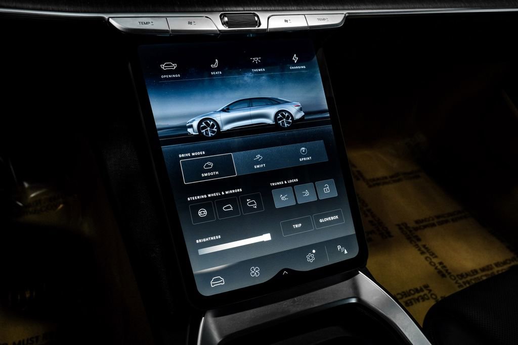 Used 2024 Lucid Air Touring image 32