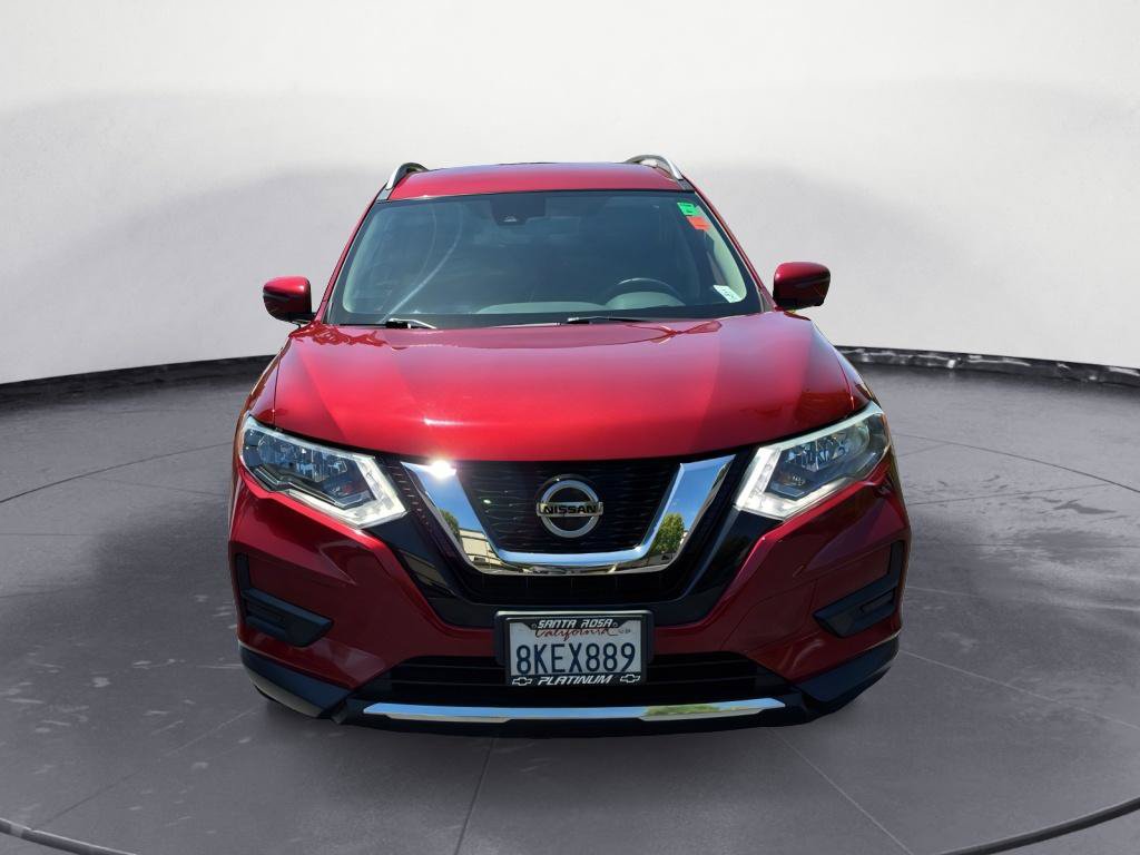Used 2019 Nissan Rogue SV w/ Premium Package FWD image 2