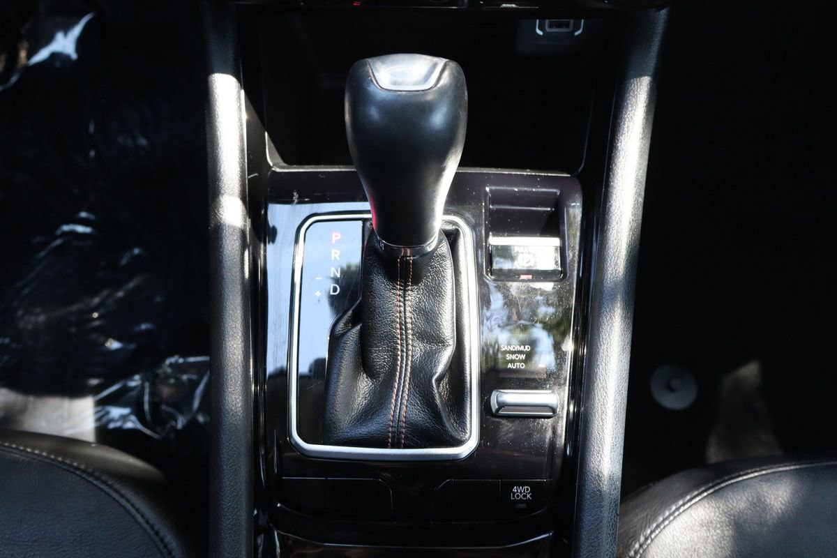 Used 2022 Jeep Compass Limited image 36