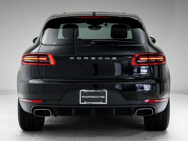 Used 2017 Porsche Macan image 36