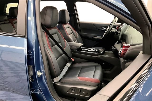 Used 2026 Chevrolet Equinox RS w/ Convenience Package III FWD image 8