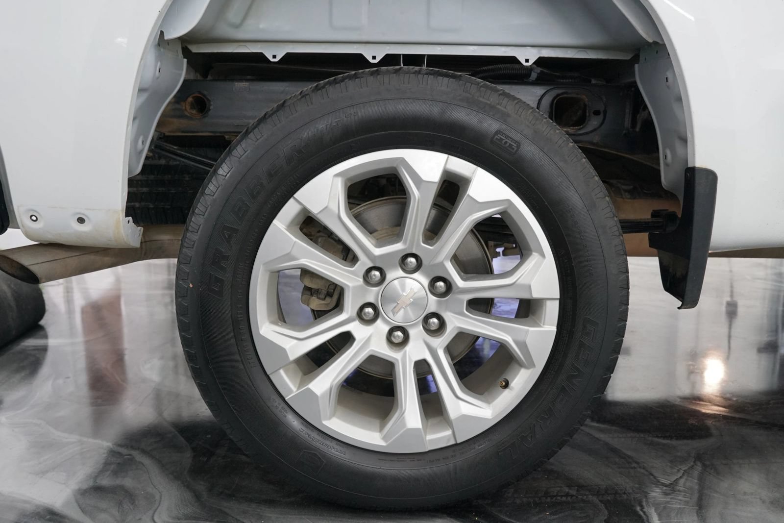 Used 2023 Chevrolet Silverado 1500 LT Trail Boss w/ Protection Package AWD/4WD image 8