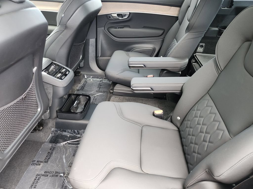 New 2026 Volvo XC90 B6 Plus w/ Protection Package AWD/4WD image 19