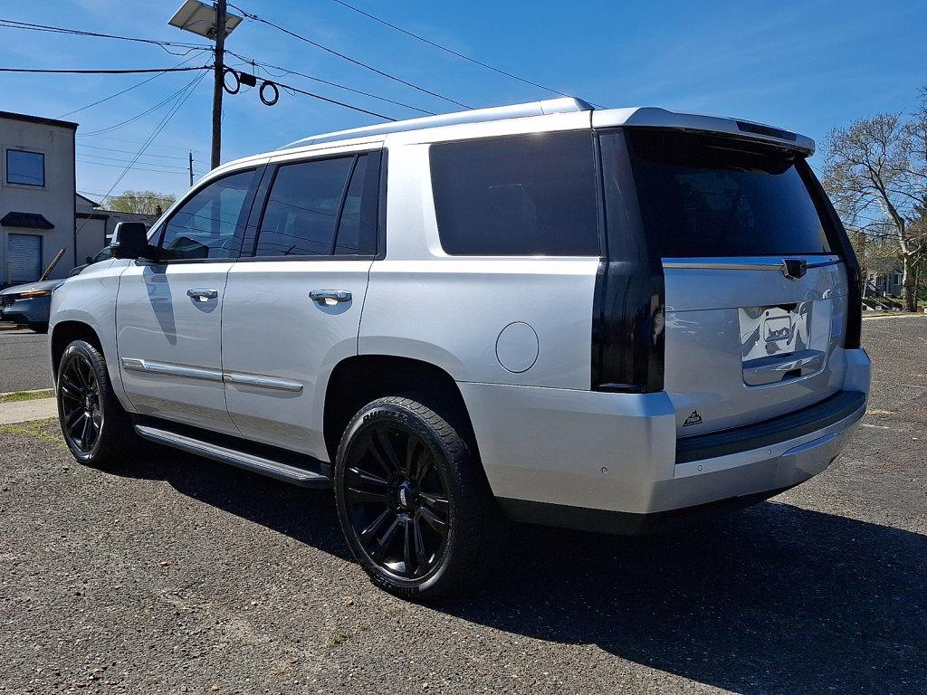 Used 2020 Cadillac Escalade Luxury AWD/4WD image 3