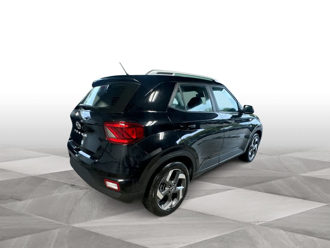 New 2026 Hyundai Venue SEL FWD image 8