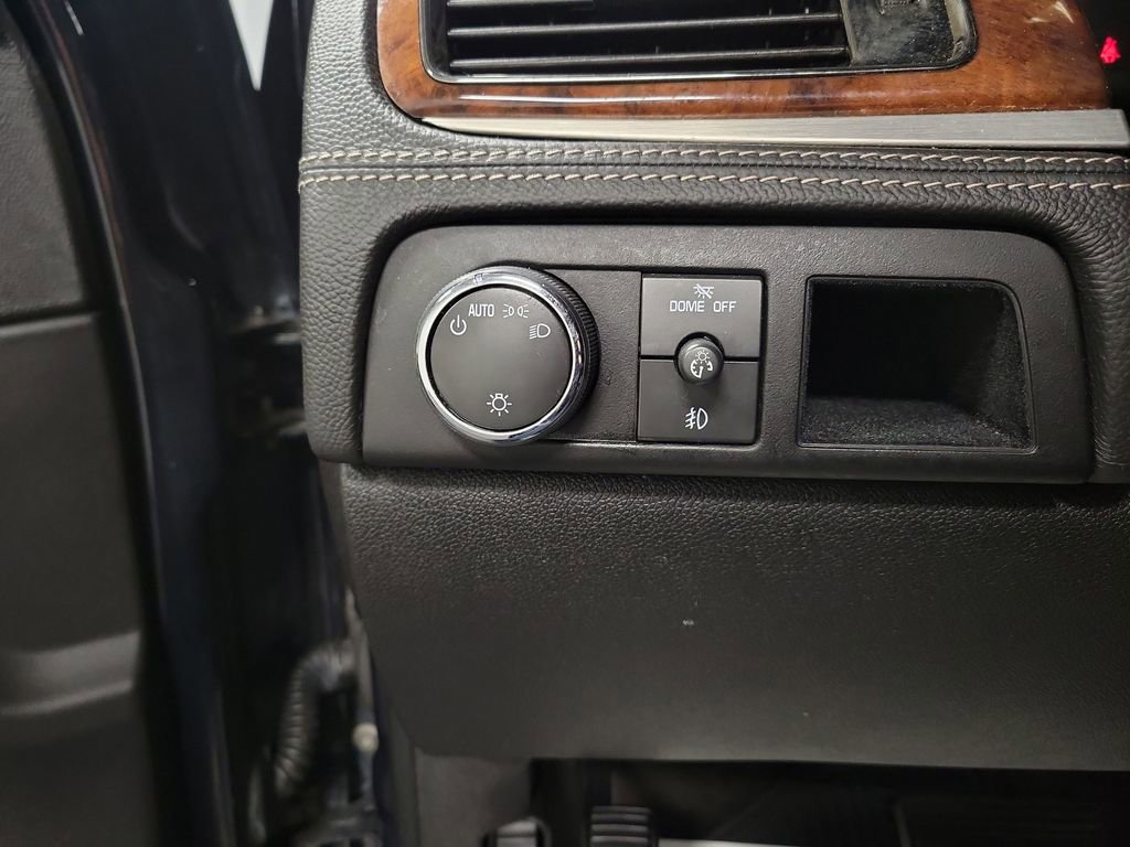 Used 2013 Cadillac Escalade ESV Platinum image 19