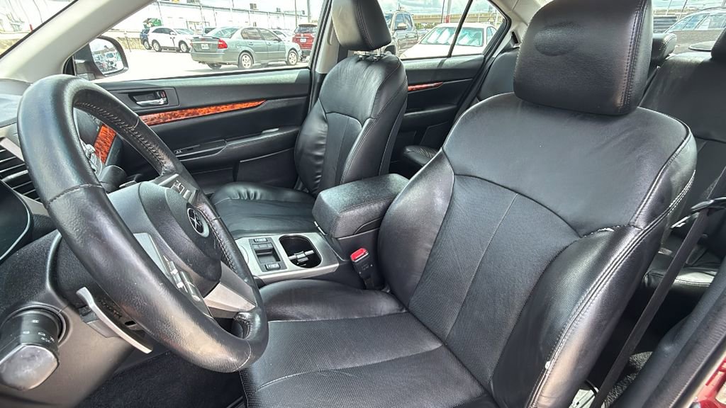 Used 2011 Subaru Legacy 2.5i Limited image 14