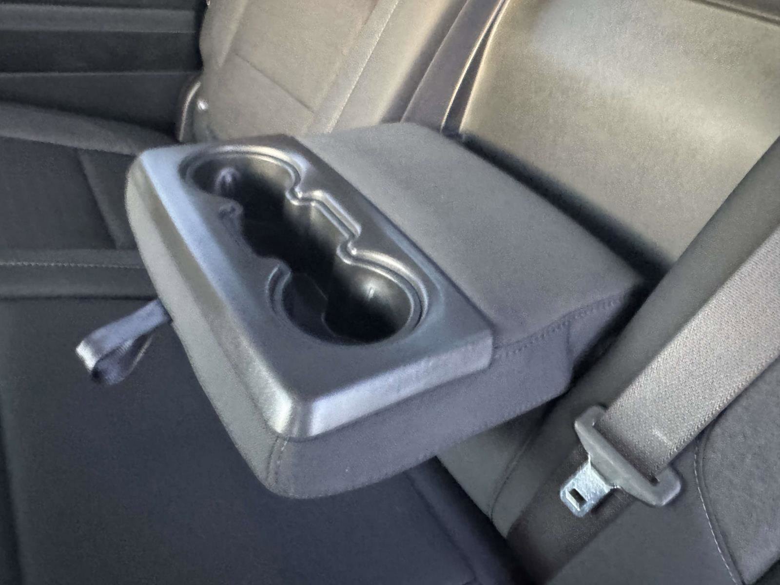 Used 2023 GMC Sierra 1500 Elevation image 21