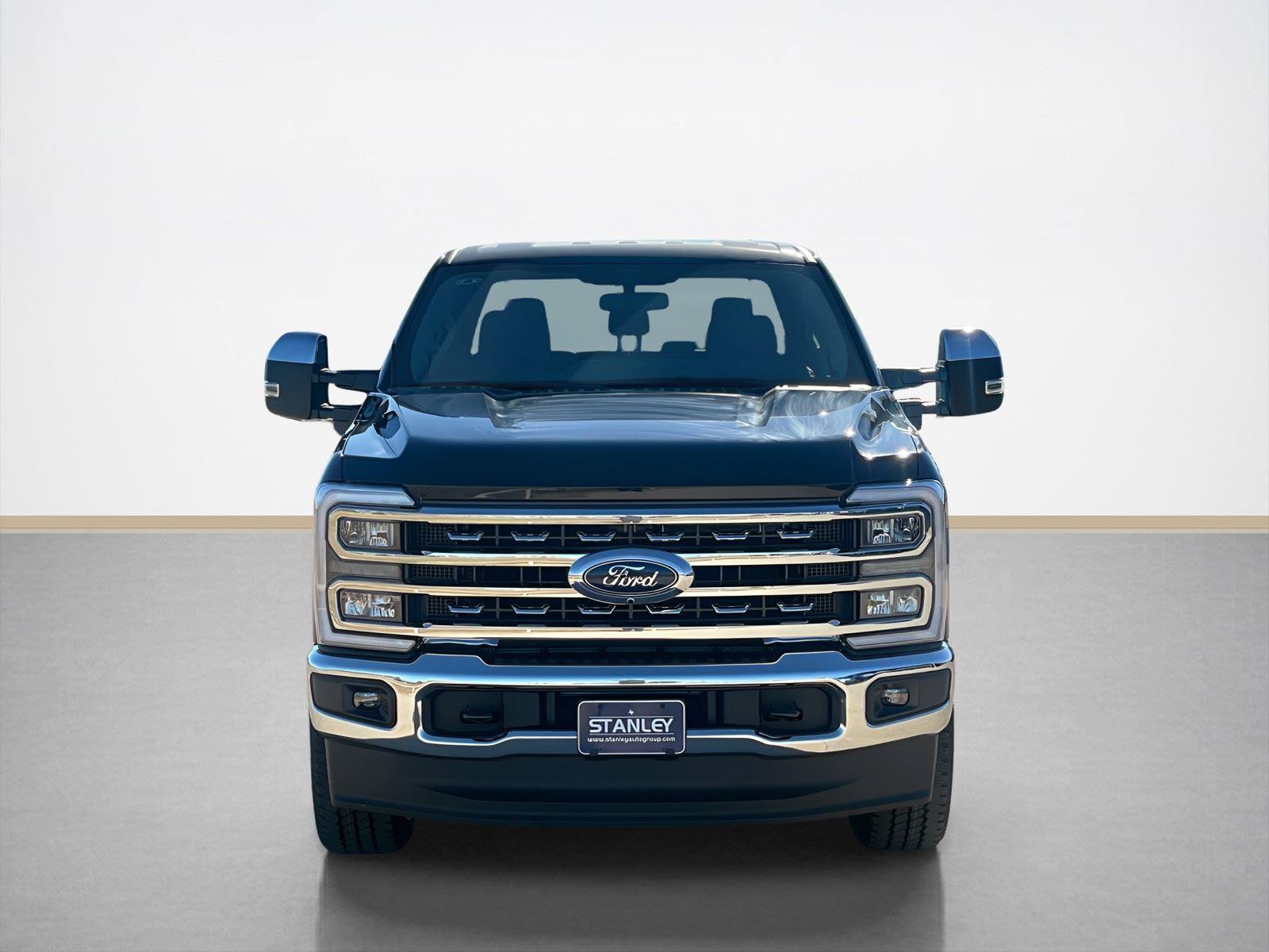 New 2026 Ford F250 Lariat w/ Chrome Package AWD/4WD image 2