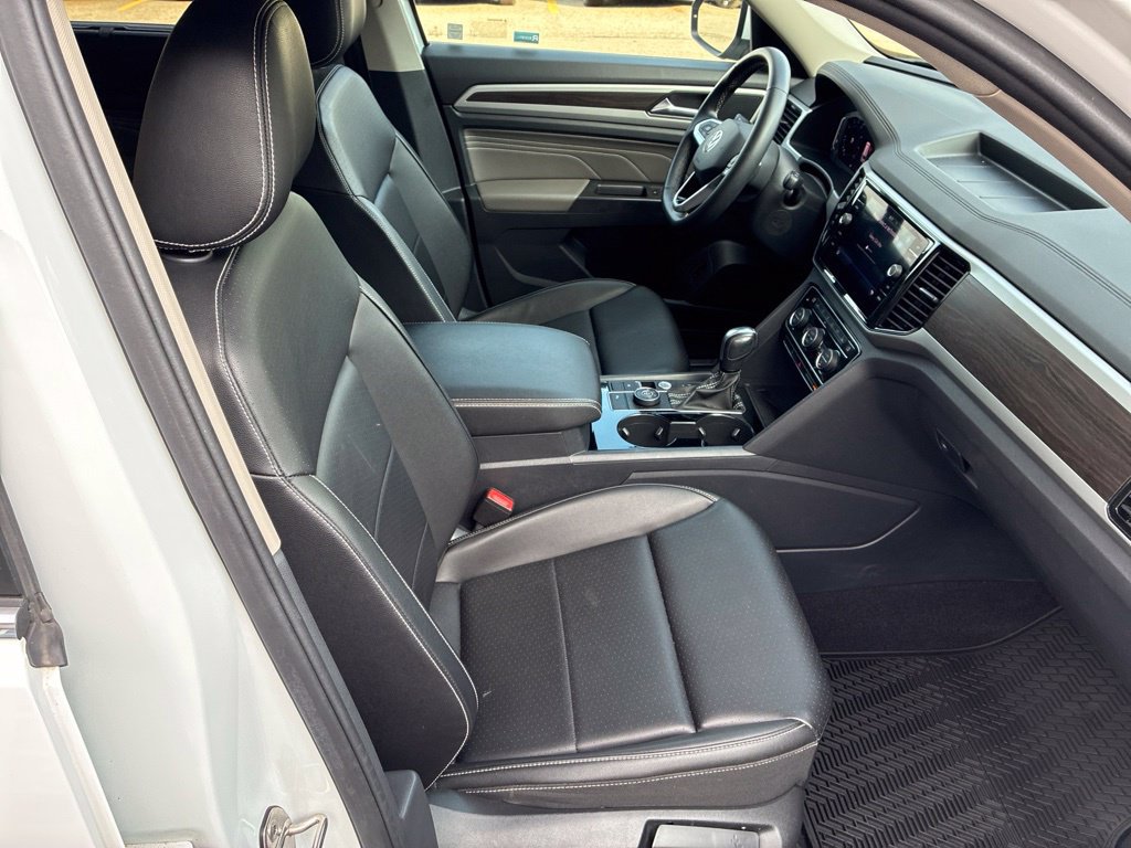Used 2023 Volkswagen Atlas SE AWD/4WD image 45