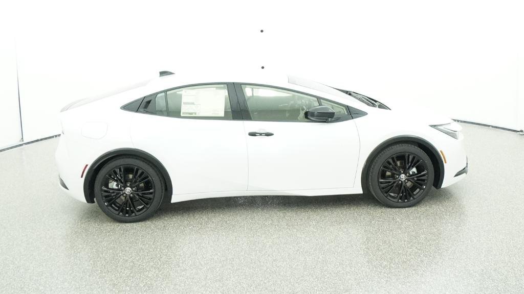 Used 2026 Toyota Prius Plug-In Hybrid FWD image 35