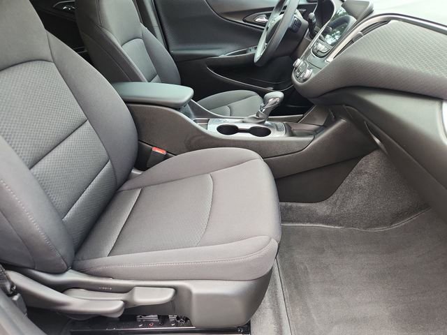 Used 2023 Chevrolet Malibu LS image 25
