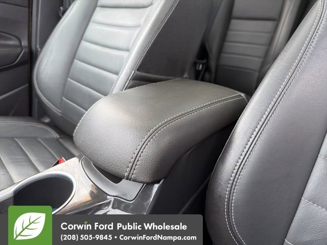 Used 2015 Ford Escape Titanium w/ Canadian Touring Package image 22