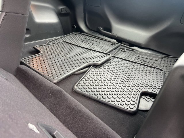 Used 2020 Jeep Cherokee Trailhawk w/ Cold Weather Group image 22