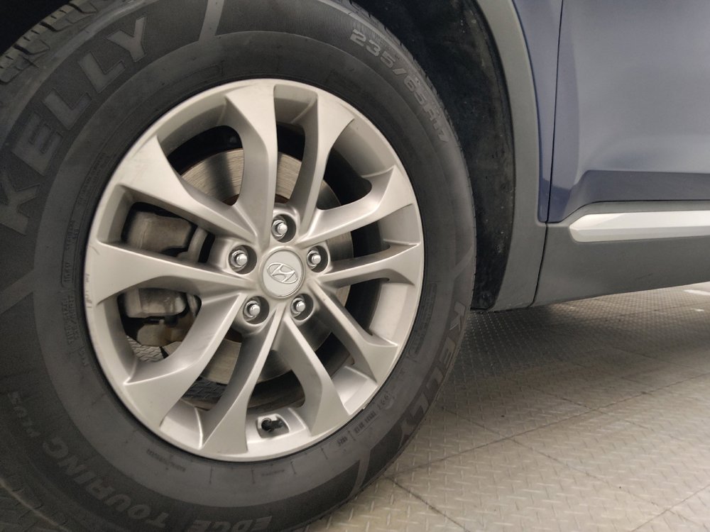 Used 2019 Hyundai Santa Fe SE FWD image 31