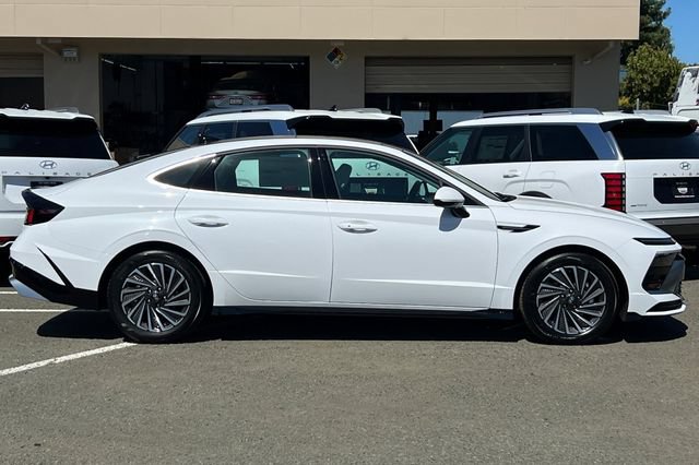 New 2026 Hyundai Sonata SEL FWD image 5