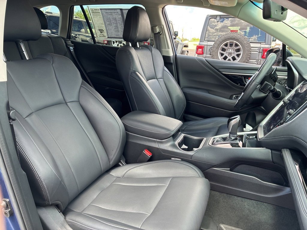 Used 2022 Subaru Outback Limited image 12