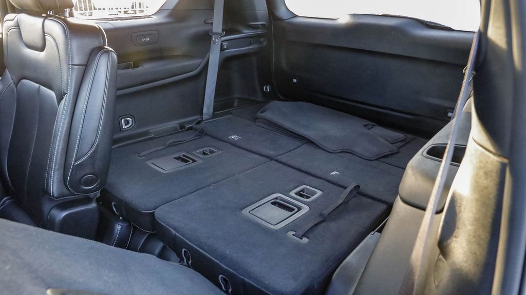 Certified 2024 Jeep Grand Cherokee L Limited w/ Luxury Tech Group II image 24