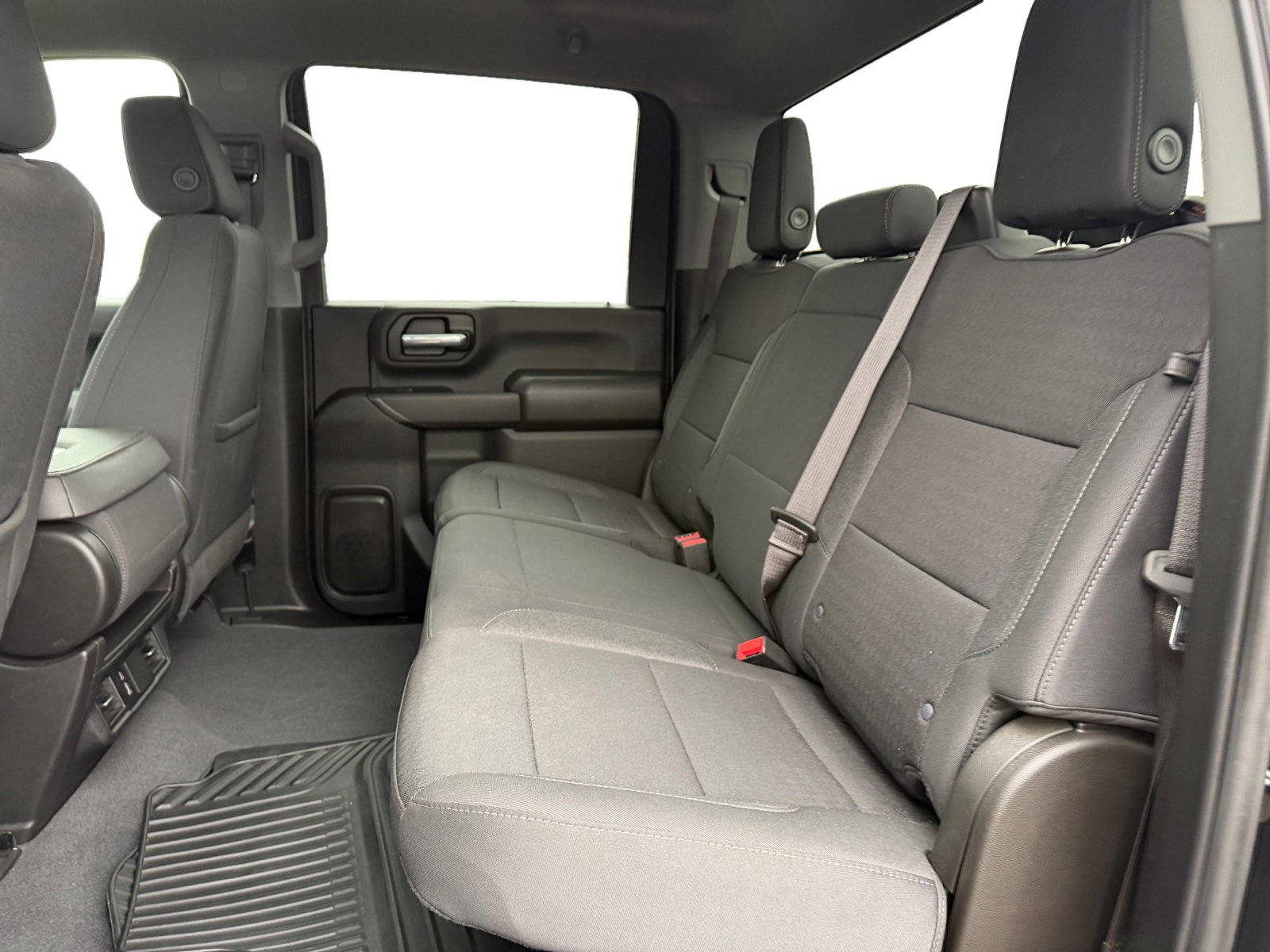 Used 2024 Chevrolet Silverado 2500 Custom w/ Custom Value Package image 10