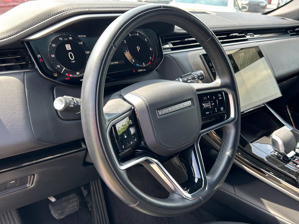 Used 2025 Land Rover Range Rover Sport SE AWD/4WD image 17